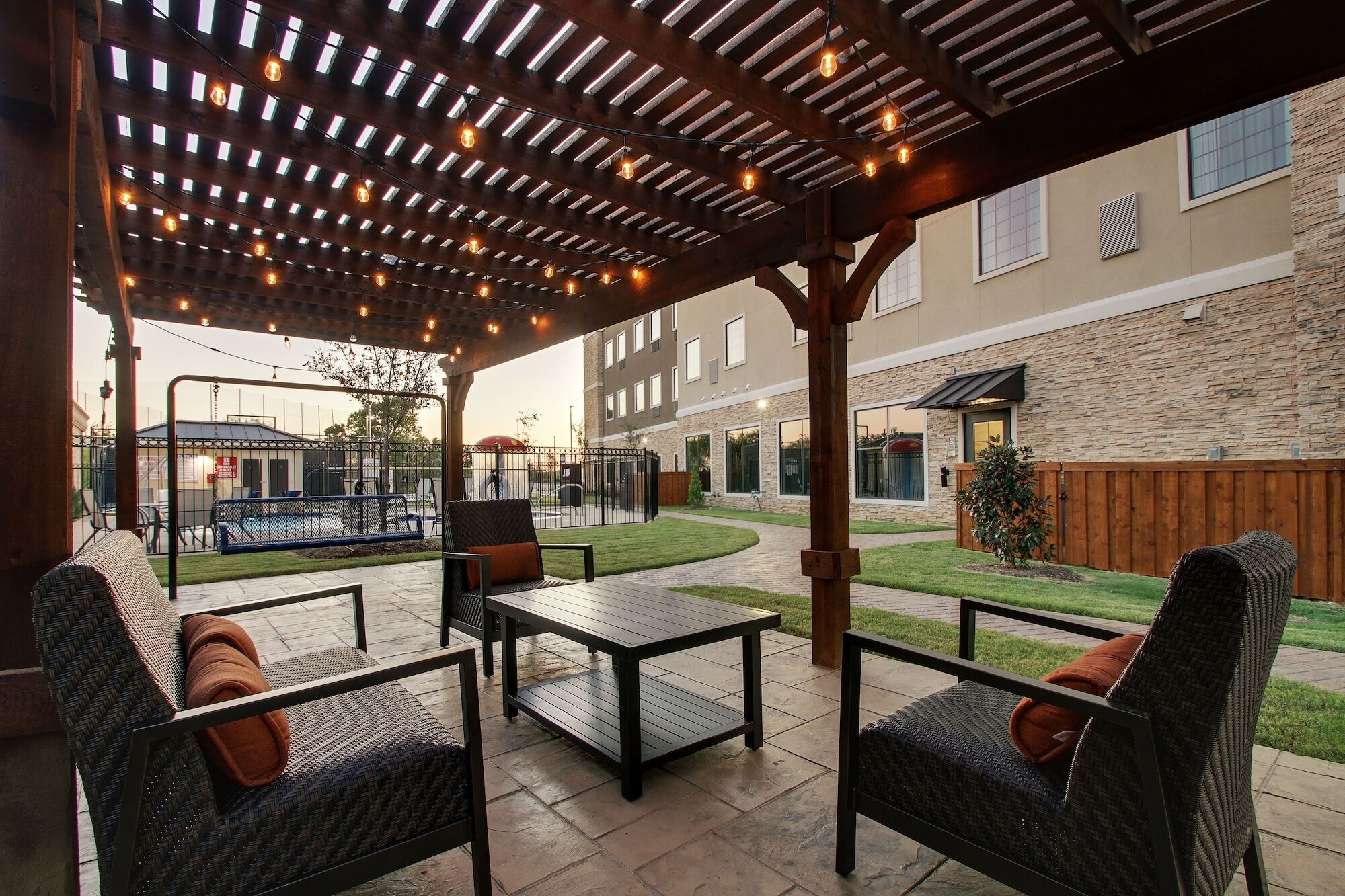 Staybridge Suites Plano - The Colony, An Ihg Hotel מראה חיצוני תמונה